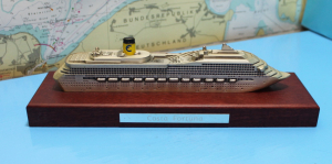 Cruise ship "Costa Fortuna" Triumph-/Destiny-Klasse (1 p.) IT 2003 in ca. 1:1400